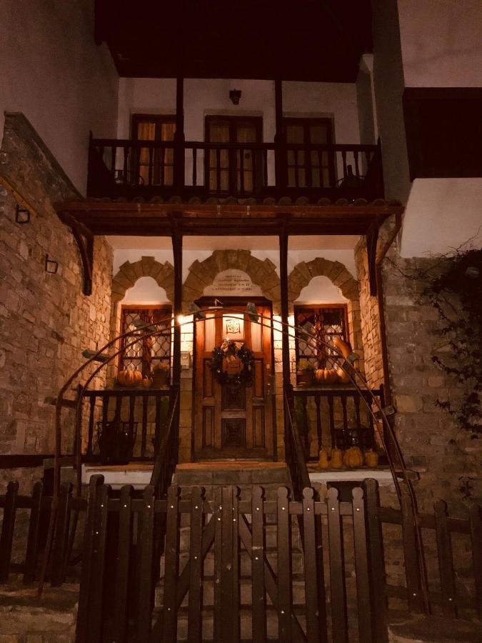 9Mouses Chasiotis Guest House Ampelakia ภายนอก รูปภาพ
