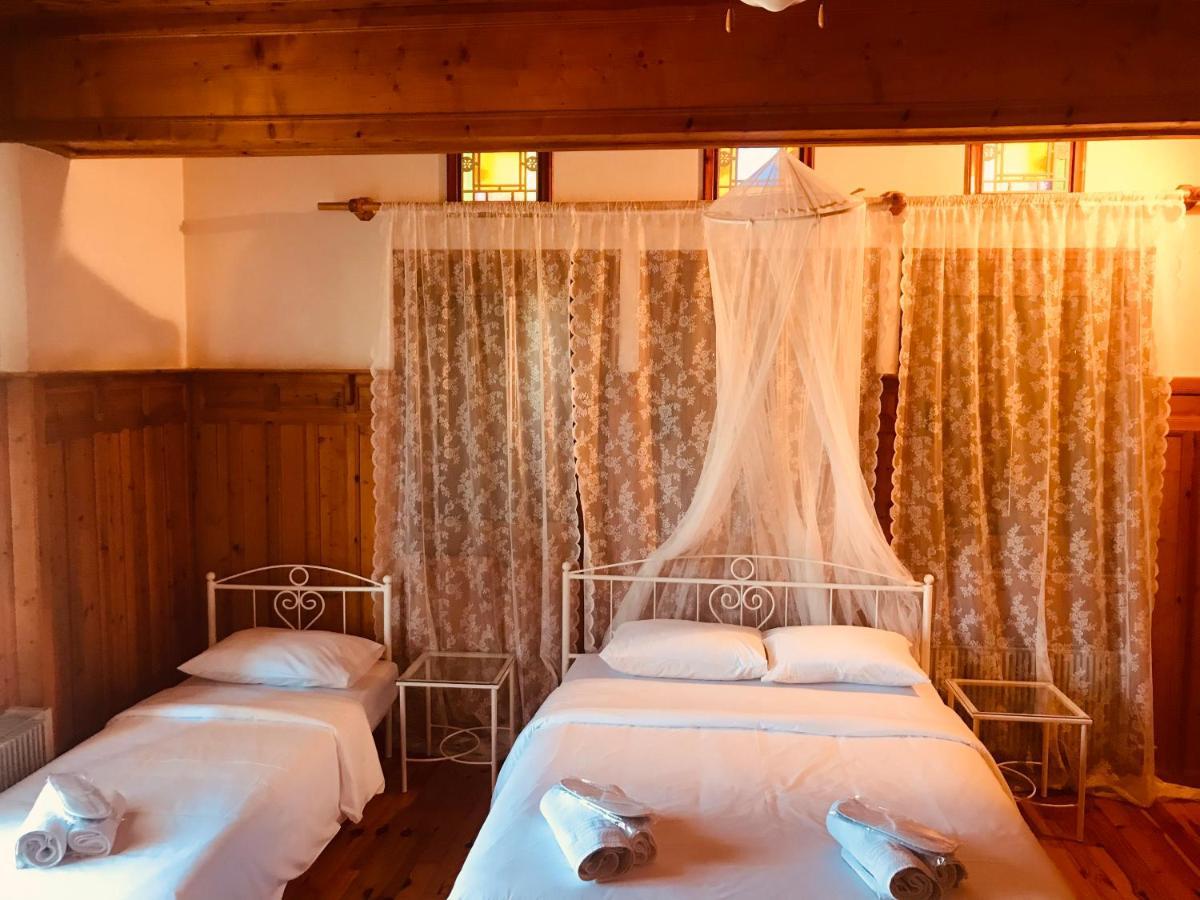 9Mouses Chasiotis Guest House Ampelakia ภายนอก รูปภาพ