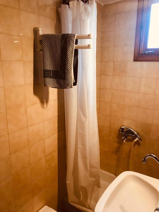 9Mouses Chasiotis Guest House Ampelakia ภายนอก รูปภาพ